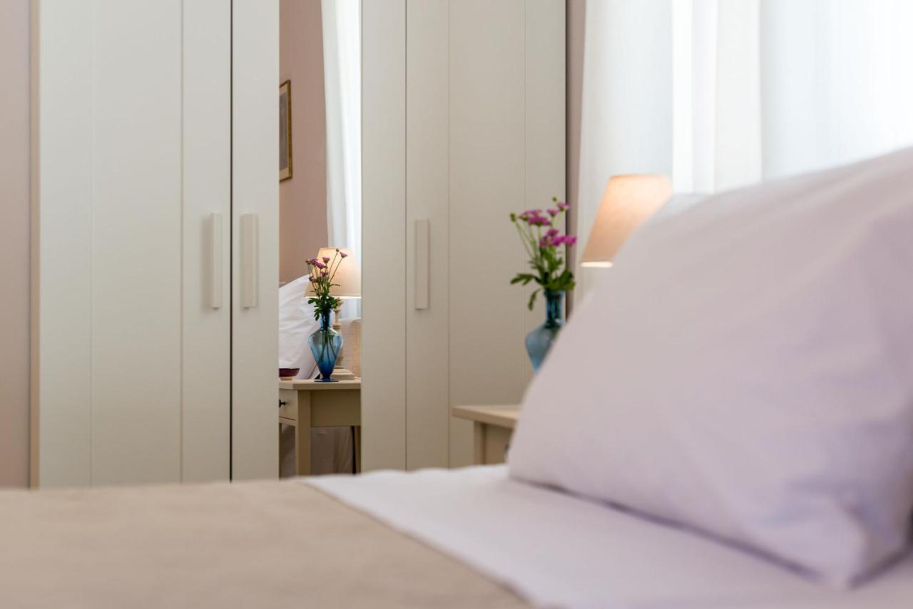 Villa Remedio Neon Khorion  외부 사진