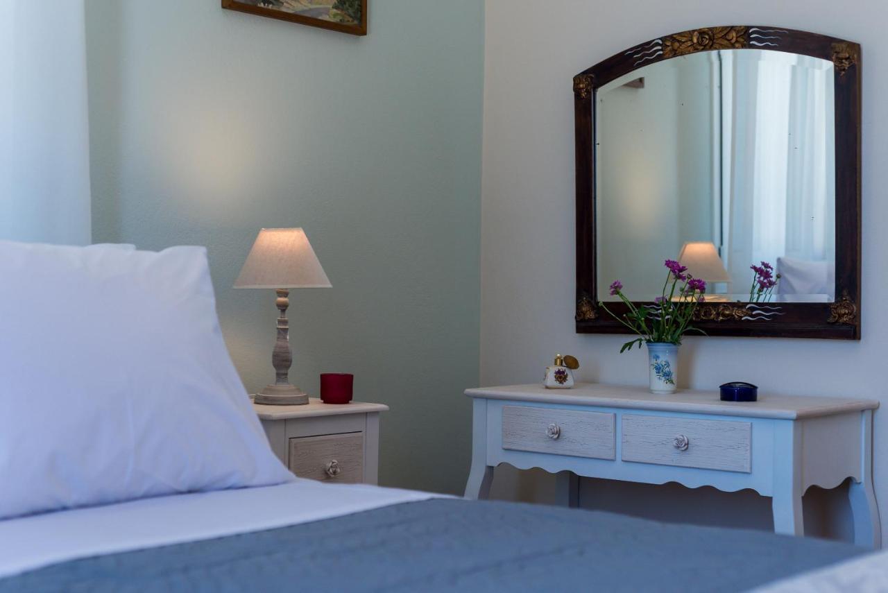 Villa Remedio Neon Khorion  외부 사진